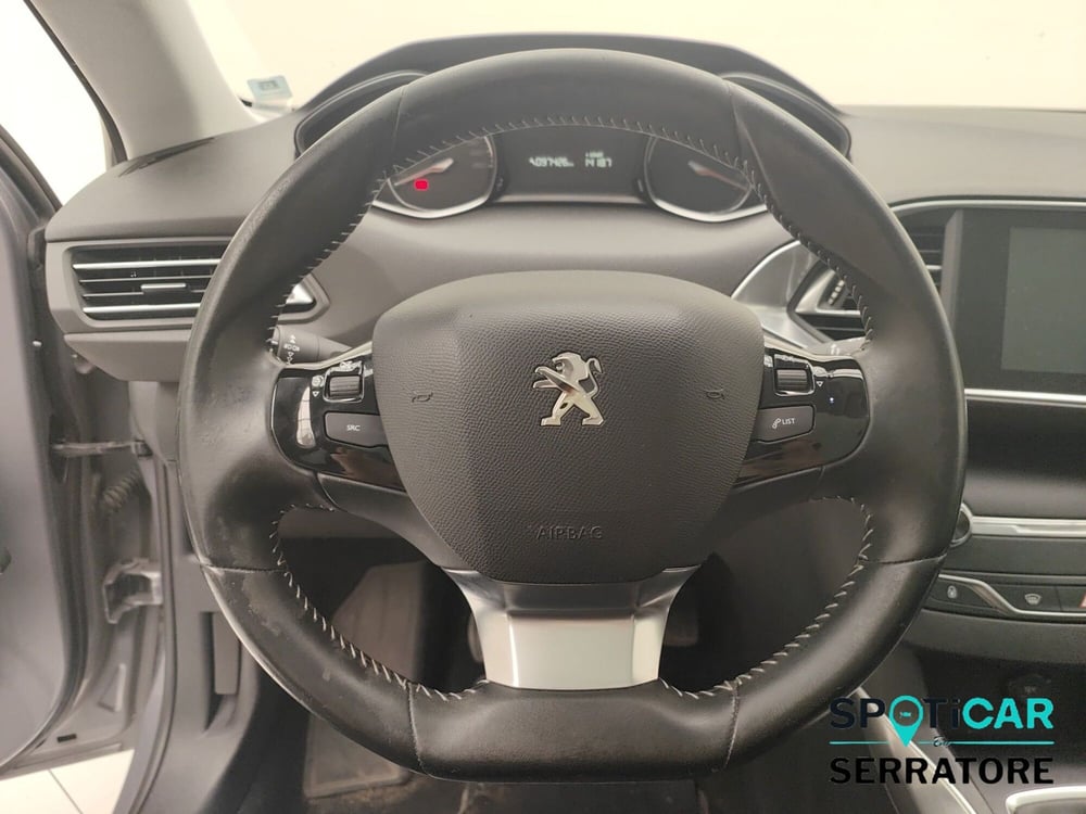Peugeot 308 SW usata a Como (8)