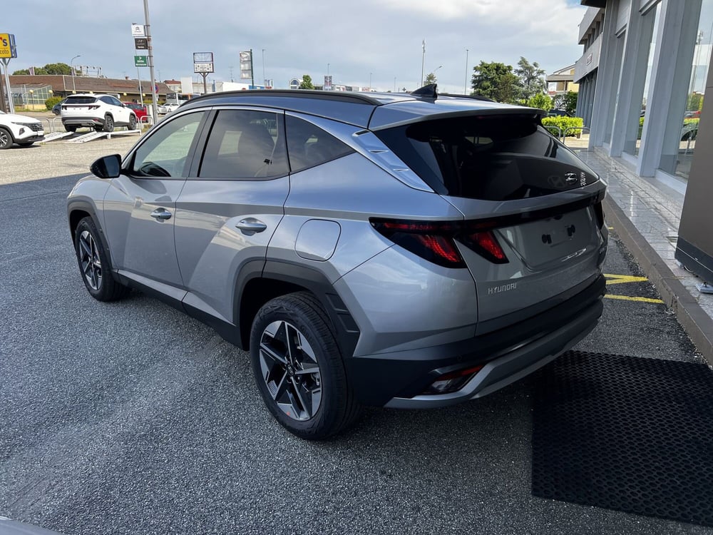 Hyundai Tucson nuova a Vercelli (3)