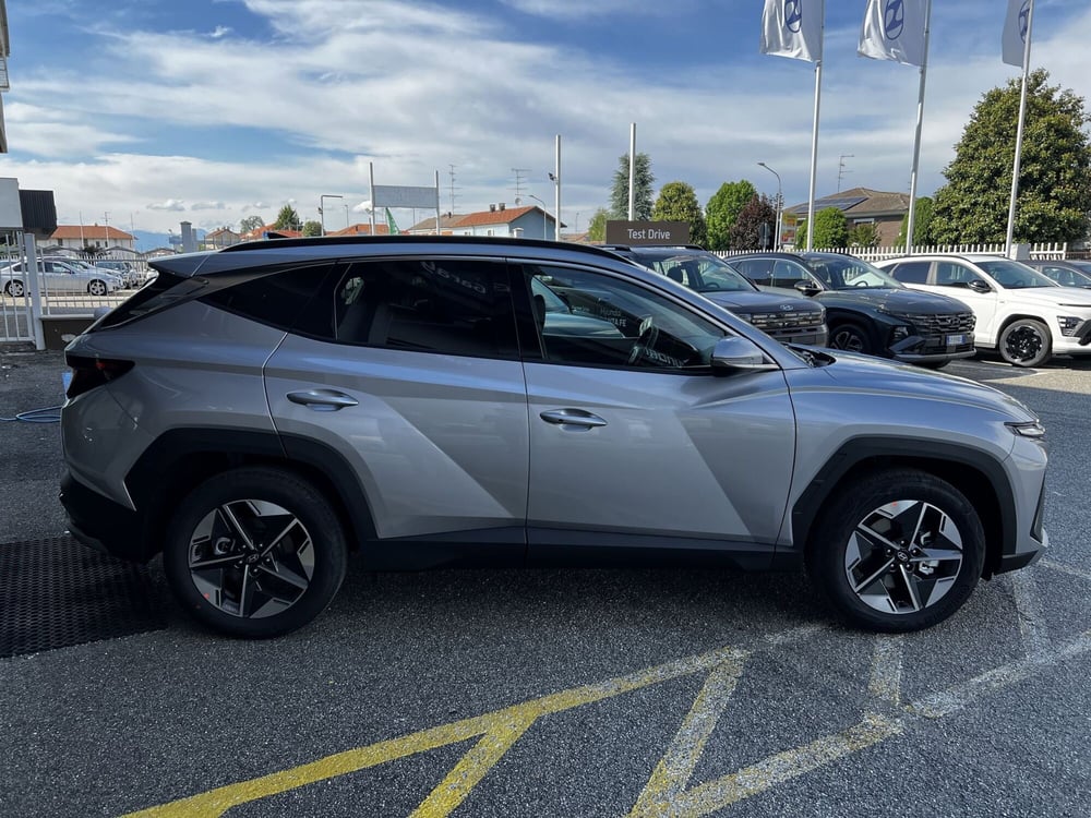 Hyundai Tucson nuova a Vercelli (5)