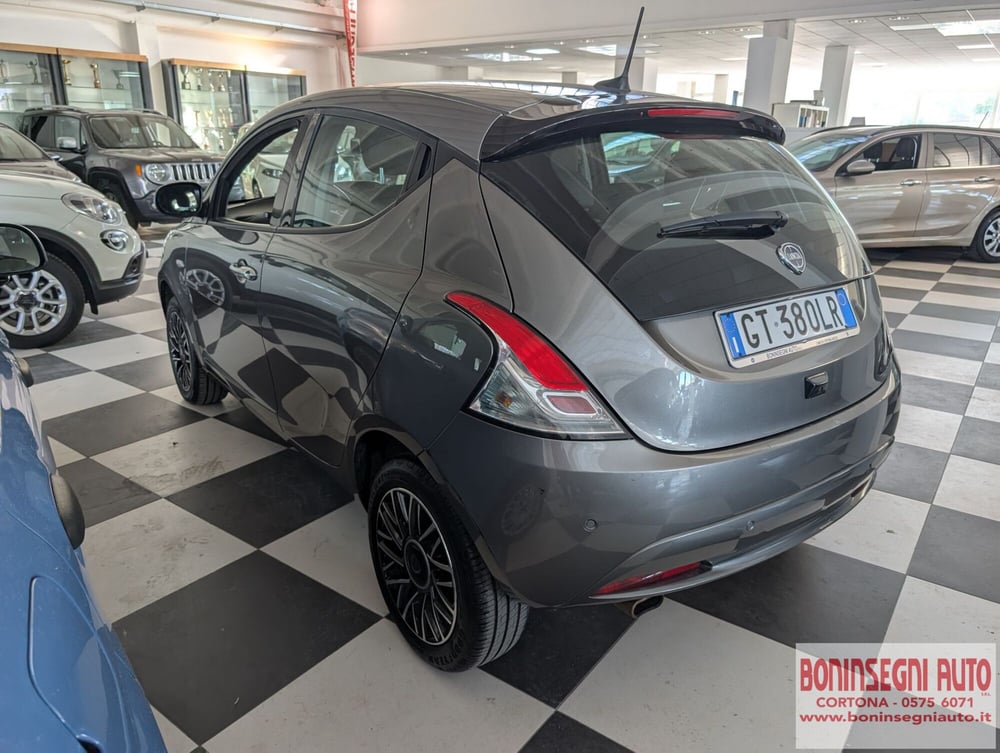 Lancia Ypsilon usata a Arezzo (5)