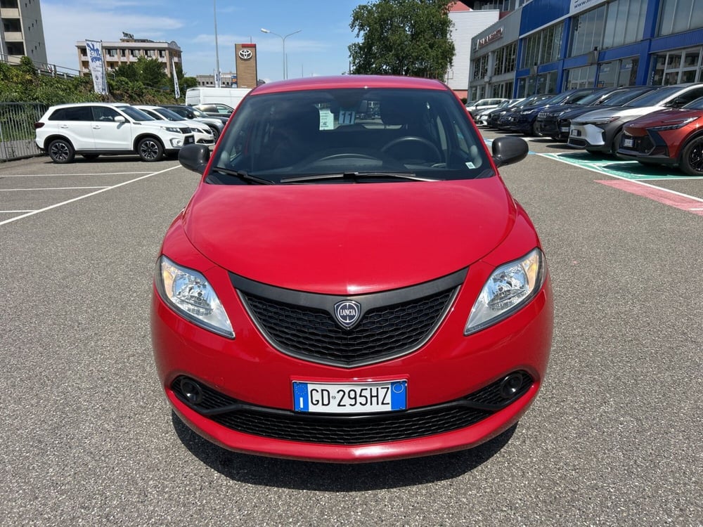 Lancia Ypsilon usata a Piacenza (2)
