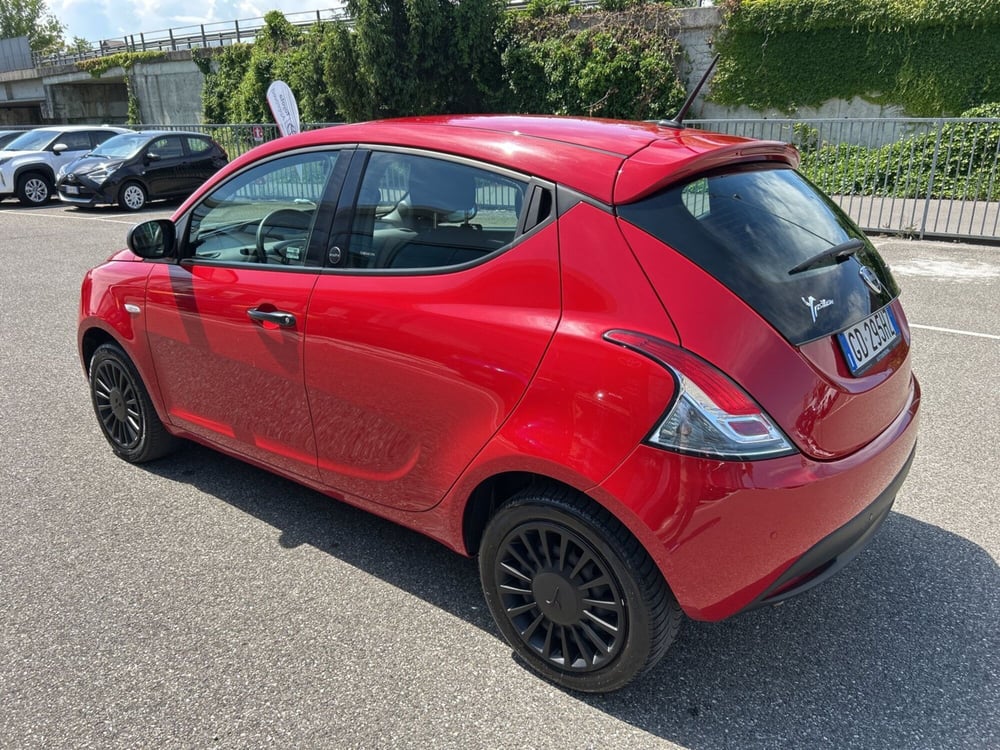 Lancia Ypsilon usata a Piacenza (4)