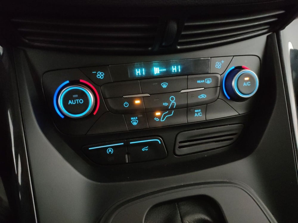 Ford Kuga usata a Roma (15)