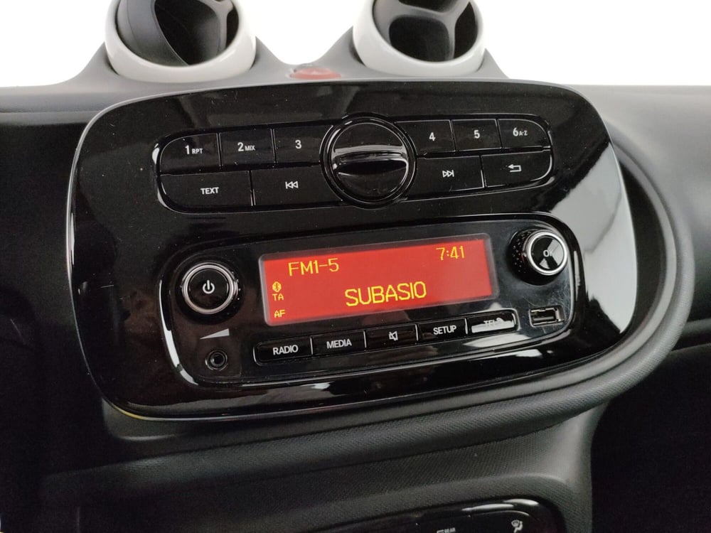 smart forfour usata a Roma (16)