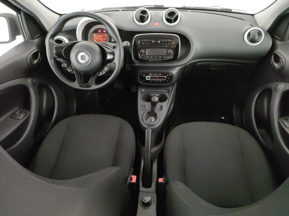 smart forfour usata a Roma (9)