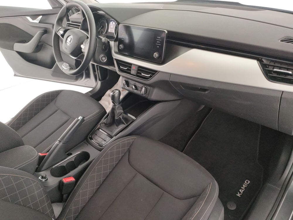 Skoda Kamiq usata a Caserta (13)