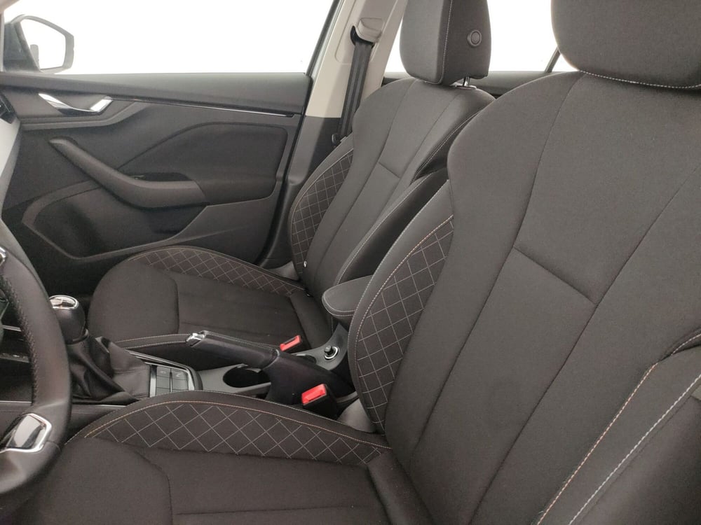 Skoda Kamiq usata a Caserta (20)