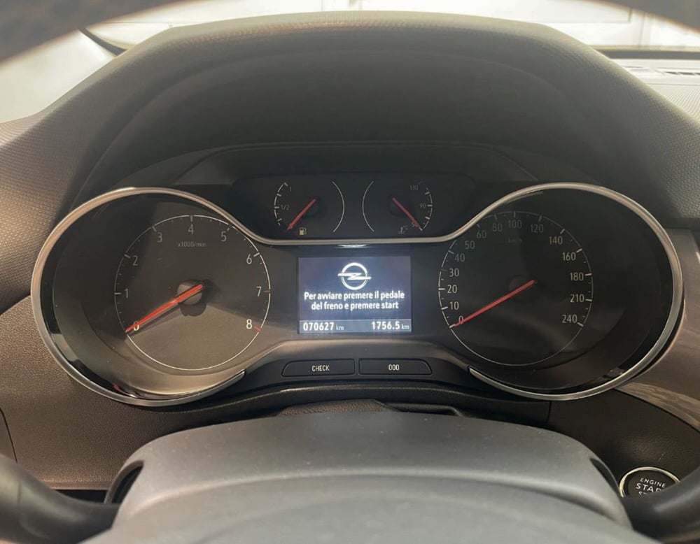 Opel Crossland X usata a Ferrara (13)