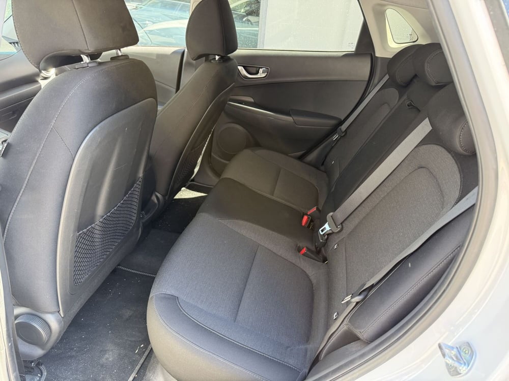 Hyundai Kona usata a Napoli (5)