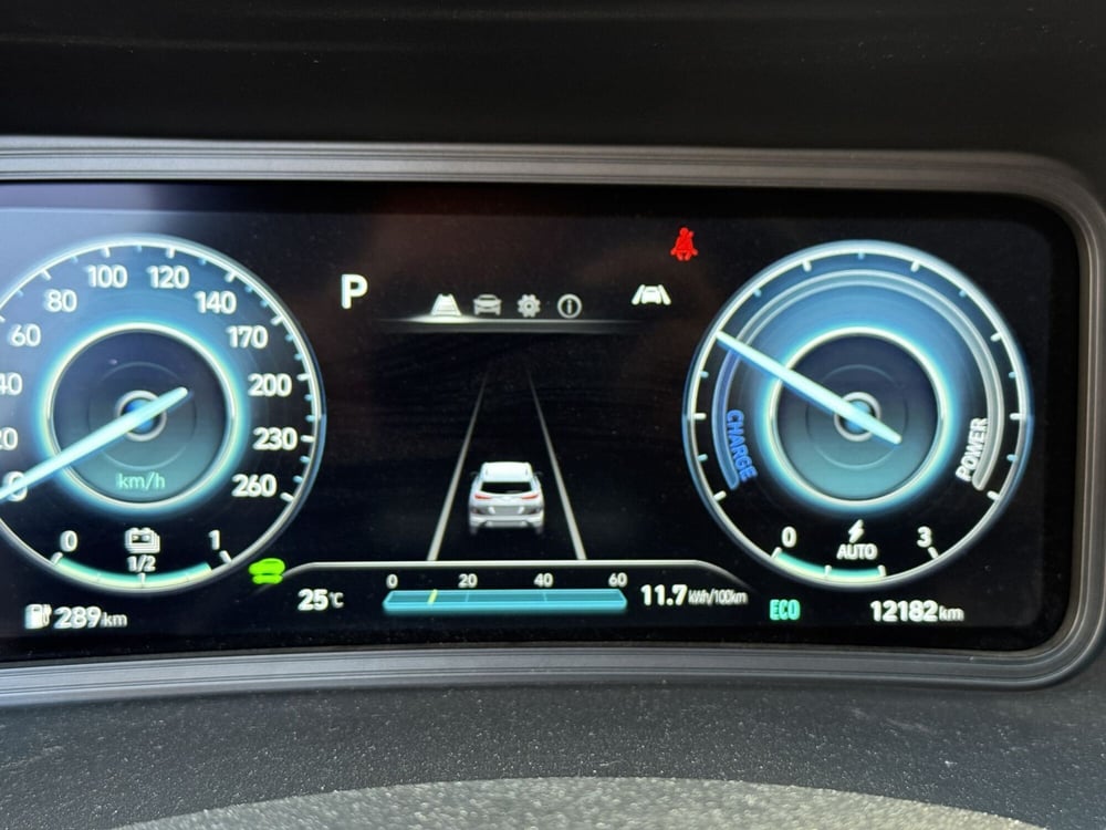 Hyundai Kona usata a Napoli (6)