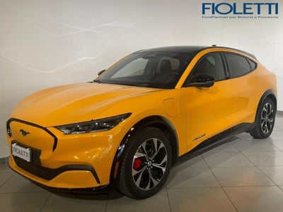 Ford Mustang Mach-E extended range Premium awd 370cv auto del 2023 usata a Concesio