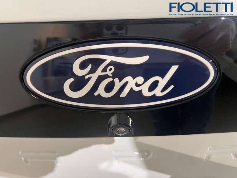 Ford Capri nuova a Brescia (17)
