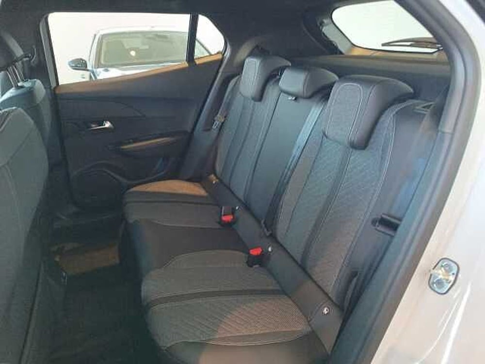 Peugeot 2008 nuova a Forlì-Cesena (16)