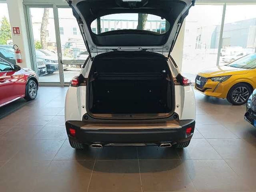 Peugeot 2008 nuova a Forlì-Cesena (6)