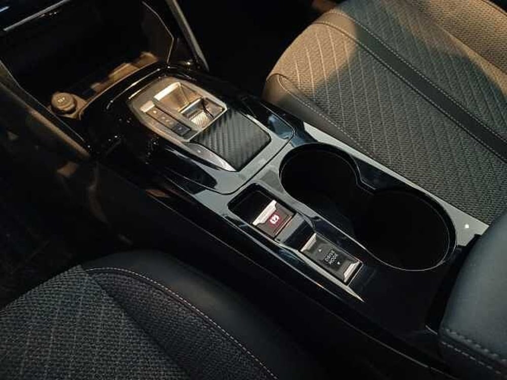 Peugeot 208 nuova a Forlì-Cesena (18)