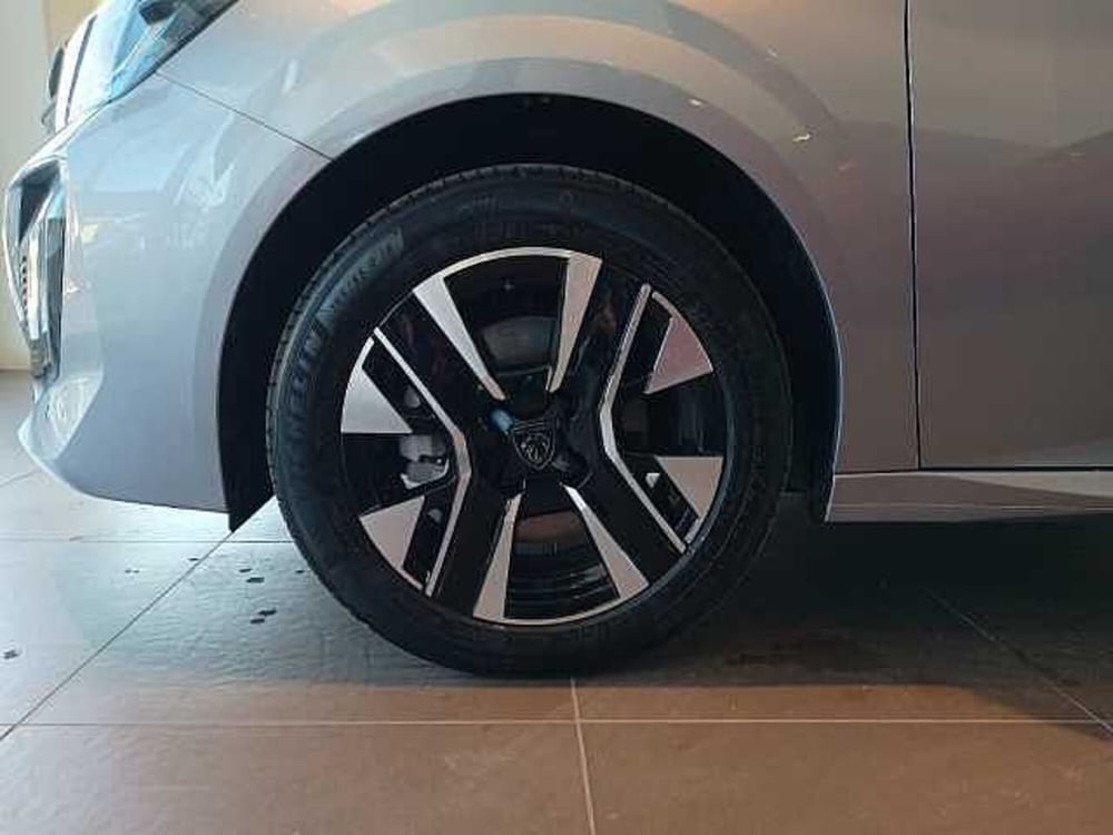 Peugeot 208 nuova a Forlì-Cesena (7)