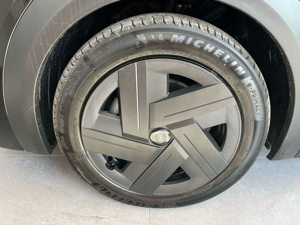 Lancia Ypsilon nuova a Milano (13)