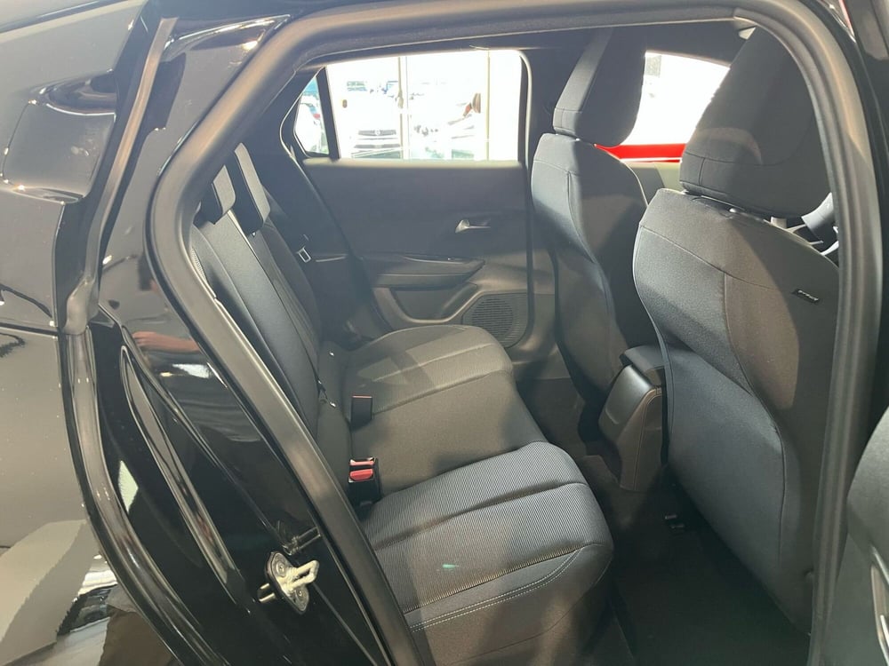 Lancia Ypsilon nuova a Milano (15)