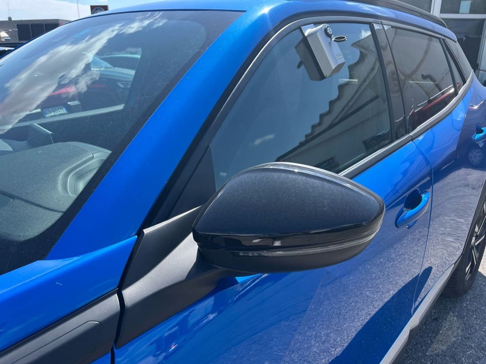 Peugeot 2008 usata a Milano (11)