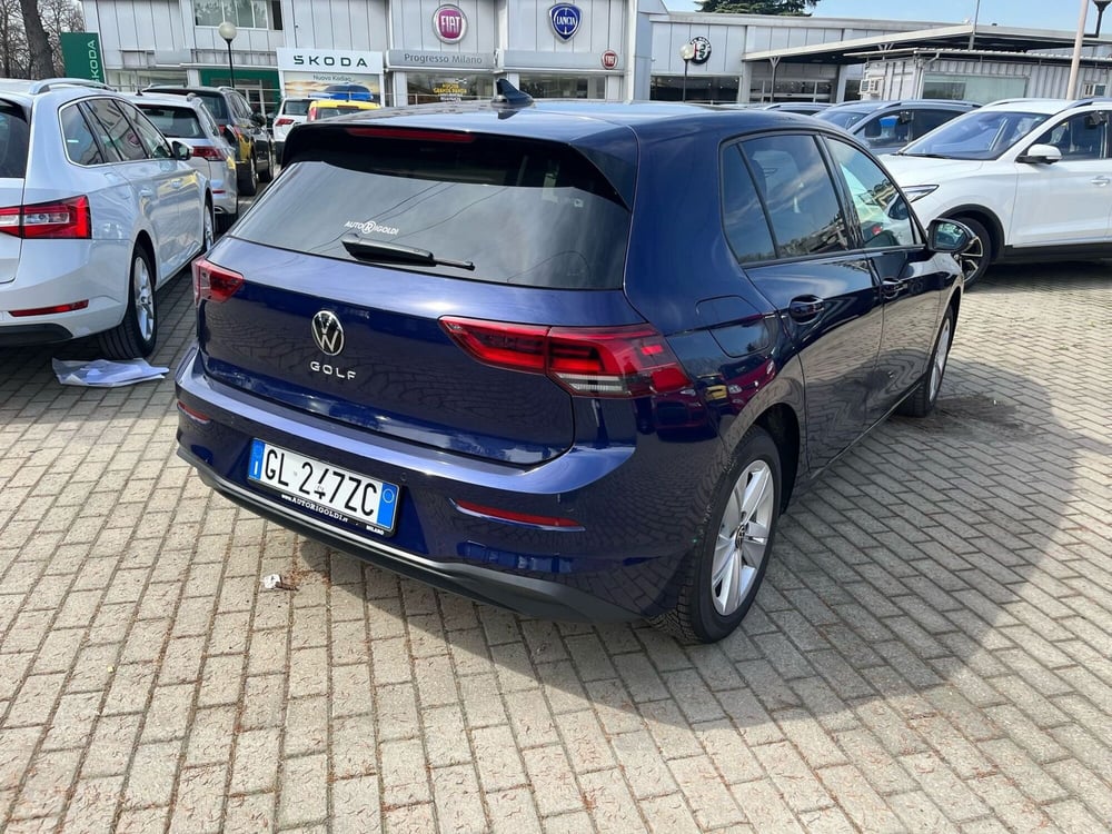 Volkswagen Golf nuova a Milano (7)