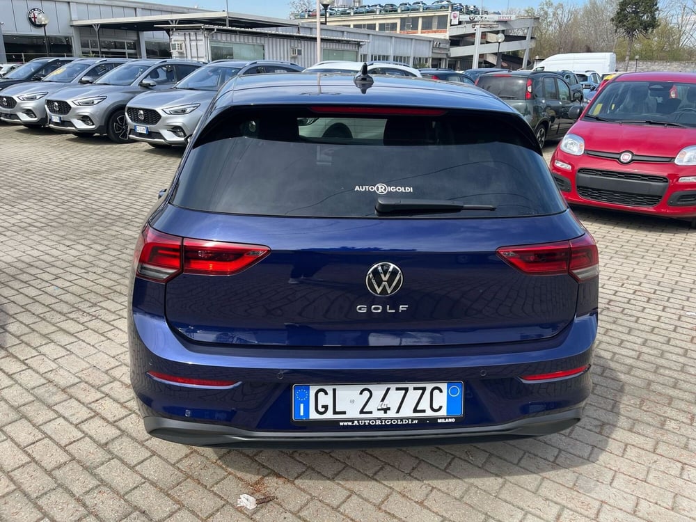 Volkswagen Golf nuova a Milano (8)