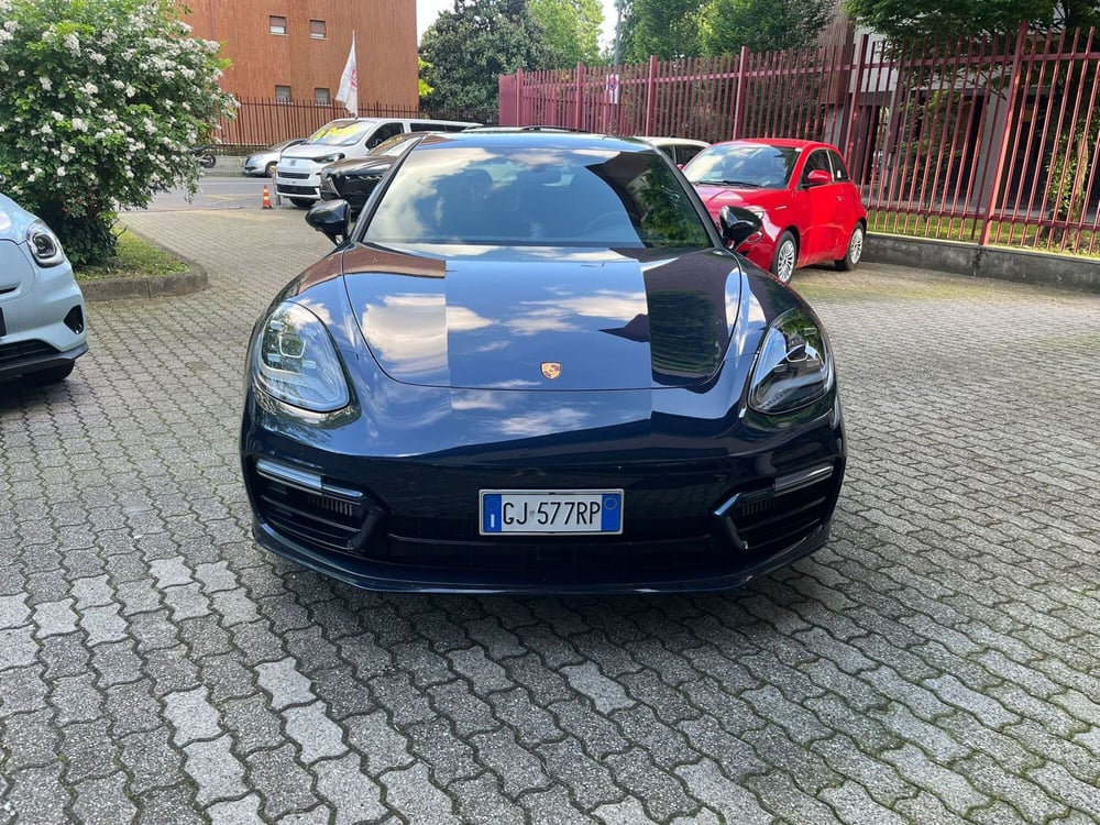 Porsche Panamera usata a Milano (2)