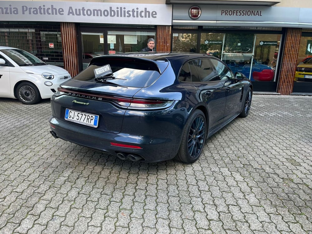Porsche Panamera usata a Milano (7)