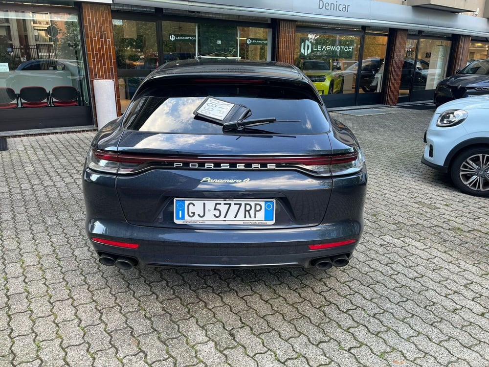 Porsche Panamera usata a Milano (8)