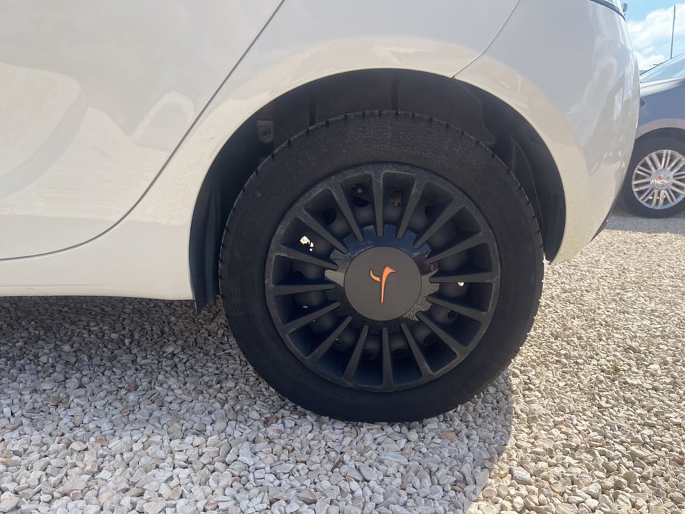 Lancia Ypsilon usata a Ragusa (5)