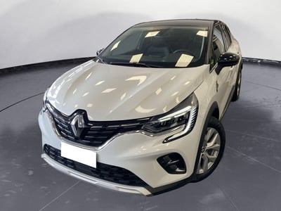 Renault Captur Full Hybrid E-Tech 145 CV Intens del 2022 usata a Meda