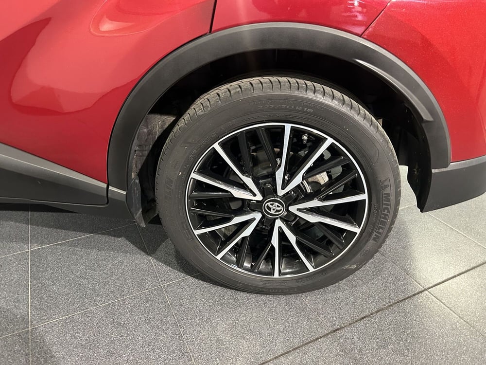 Toyota Toyota C-HR usata a Milano (15)