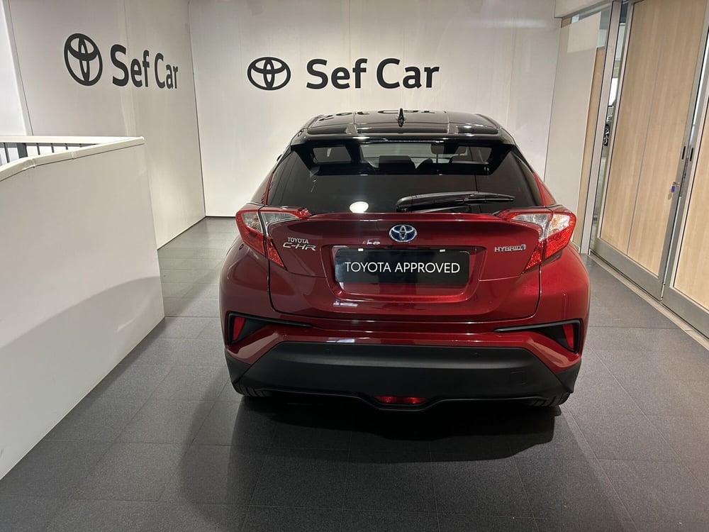 Toyota Toyota C-HR usata a Milano (4)