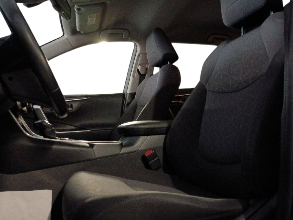 Toyota Rav4 usata a Milano (12)