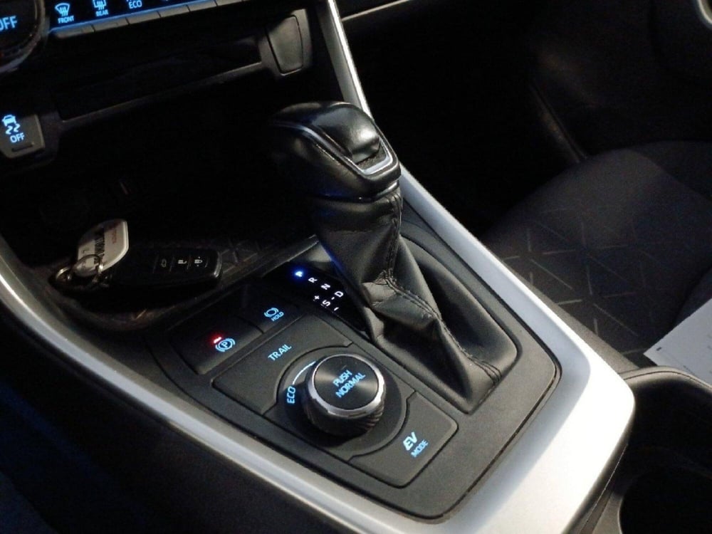 Toyota Rav4 usata a Milano (16)