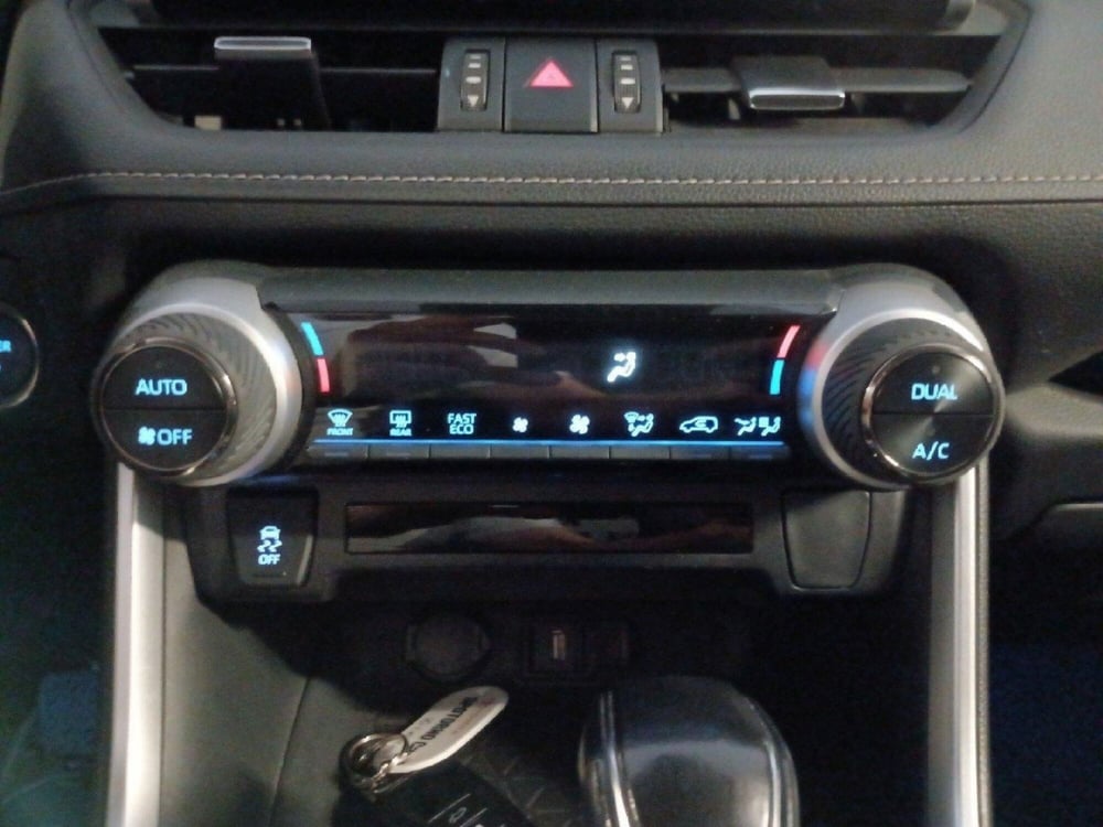 Toyota Rav4 usata a Milano (17)