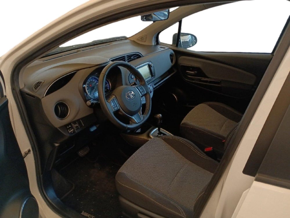 Toyota Yaris usata a Milano (14)