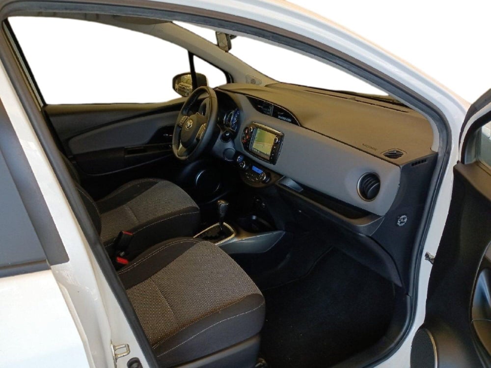 Toyota Yaris usata a Milano (5)