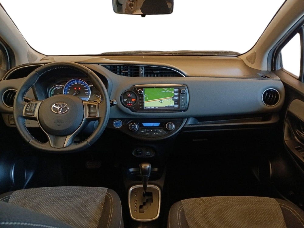 Toyota Yaris usata a Milano (8)