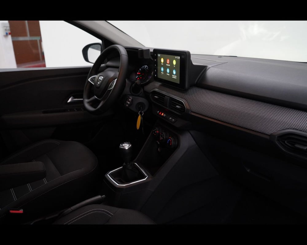 Dacia Sandero usata a Venezia (13)
