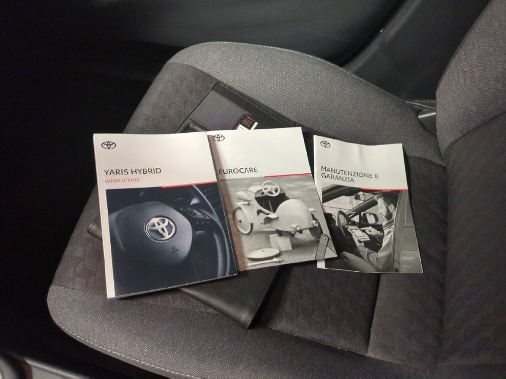Toyota Yaris usata a Milano (19)