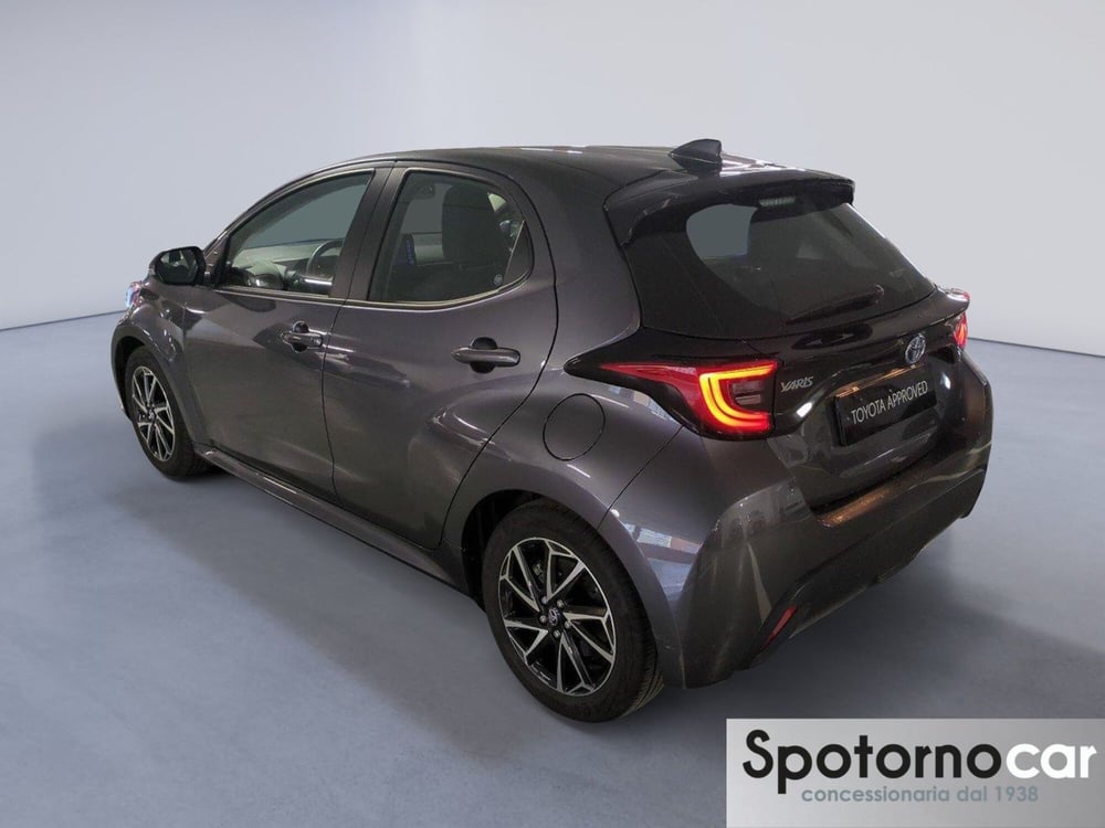 Toyota Yaris usata a Milano (4)