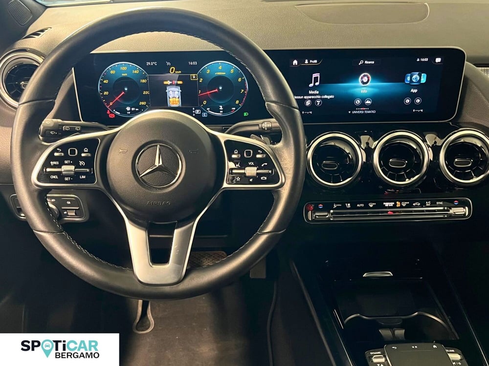 Mercedes-Benz GLA SUV usata a Bergamo (8)