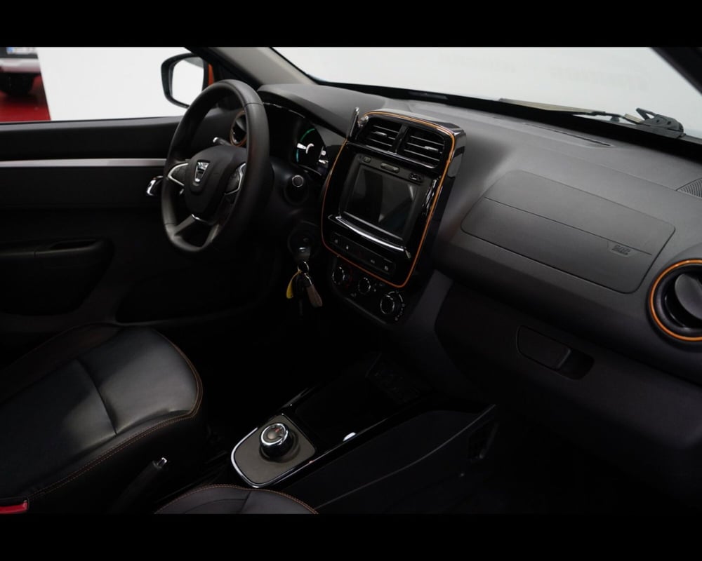 Dacia Spring usata a Treviso (13)