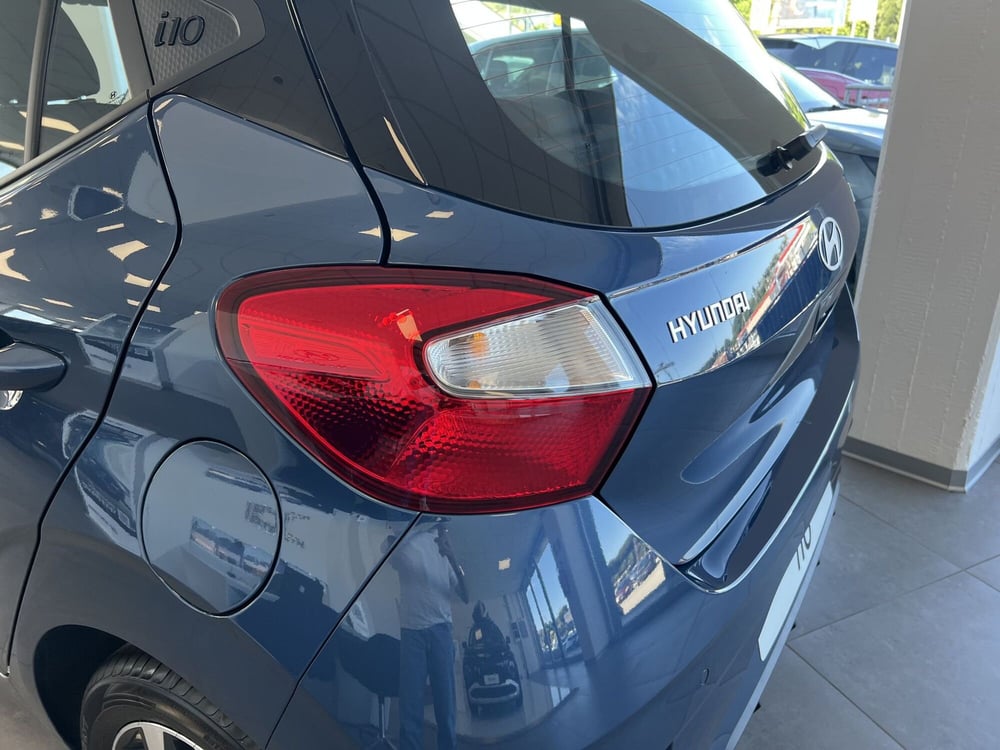 Hyundai i10 nuova a Macerata (18)