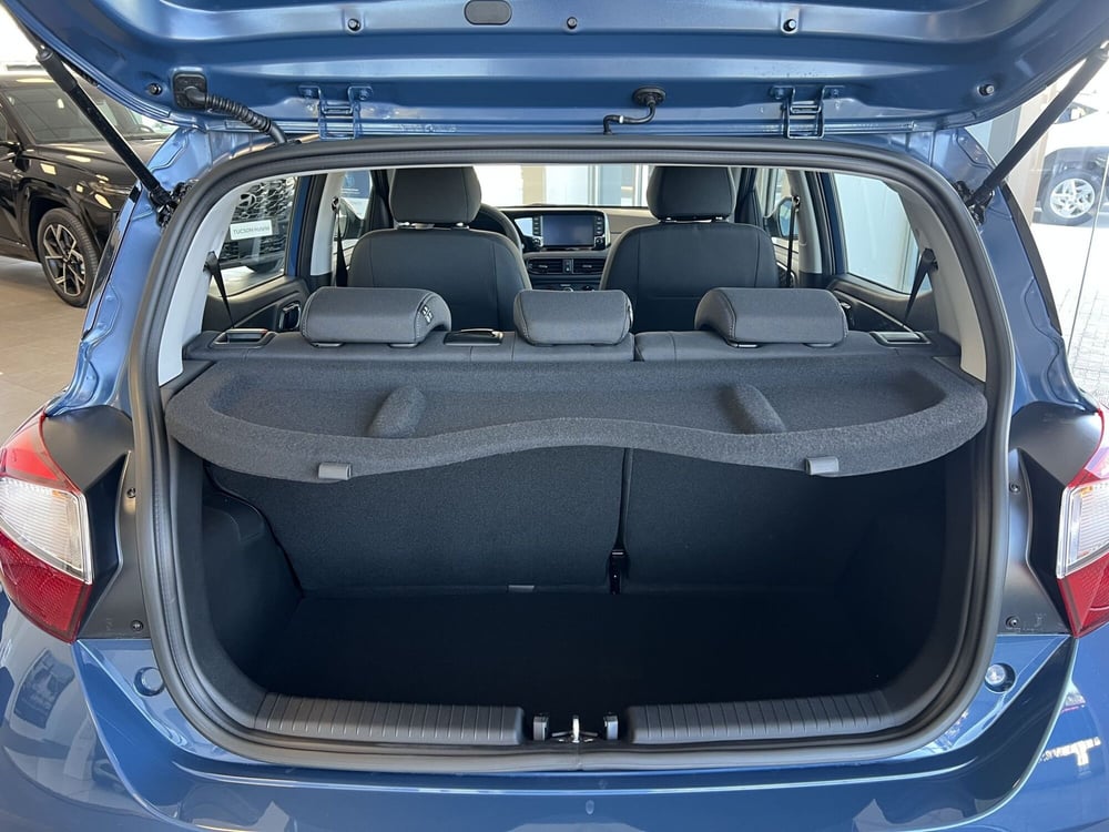 Hyundai i10 nuova a Macerata (5)