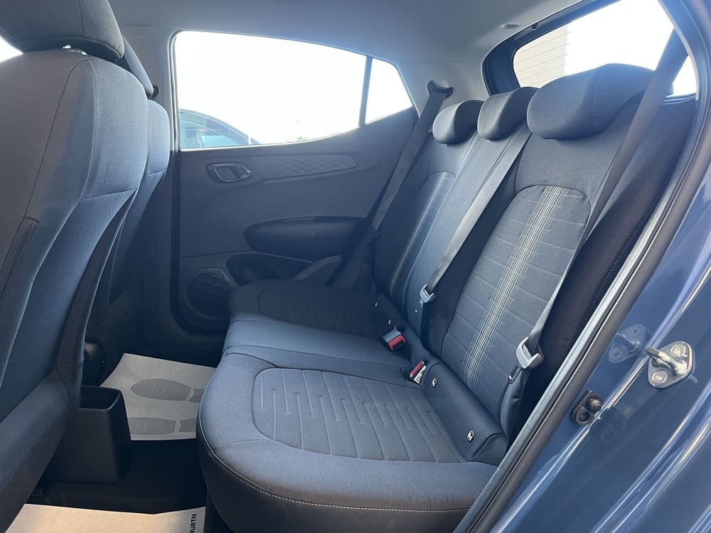 Hyundai i10 nuova a Macerata (8)