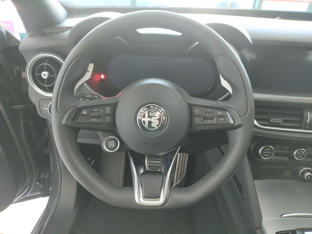 Alfa Romeo Stelvio nuova a Reggio Emilia (12)