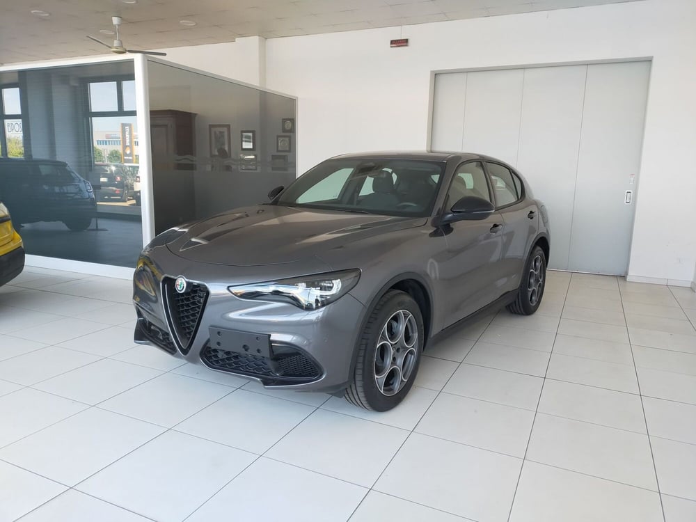 Alfa Romeo Stelvio nuova a Reggio Emilia (3)
