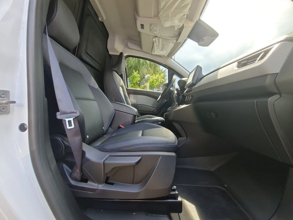 Nissan Townstar nuova a Bologna (10)