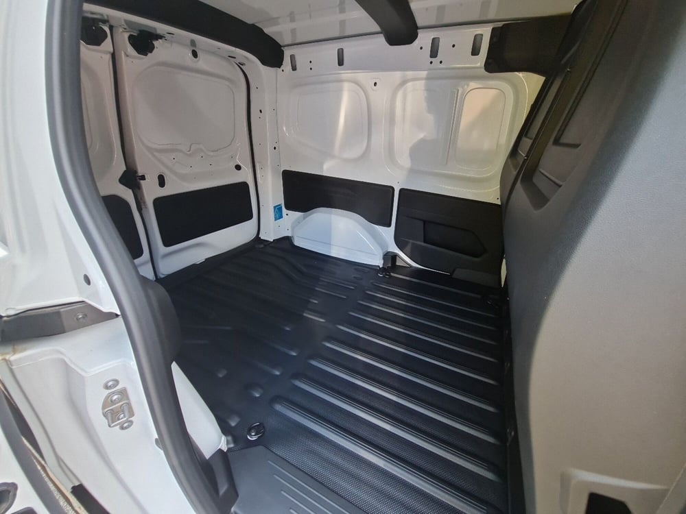 Nissan Townstar nuova a Bologna (11)